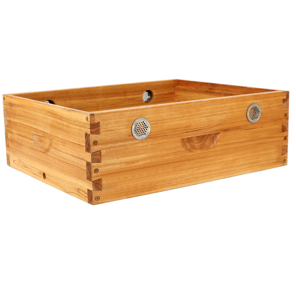 Winter-Ready 8 Frame Assembled Quilt Box-Enhance Your Hive's Cold-Weather Comfort! 🐝🌨️
