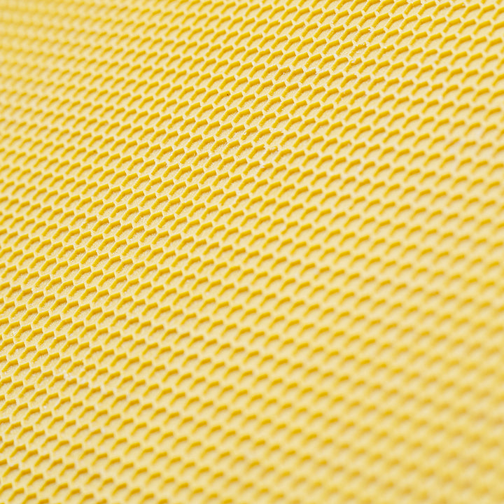 The super box utilizes yellow honeycomb frames.